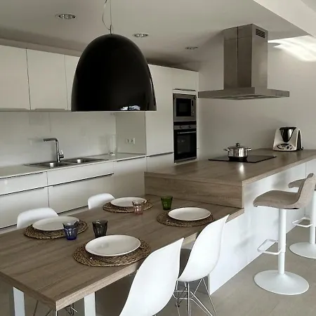Winahost Calafat 아파트 또사데마르